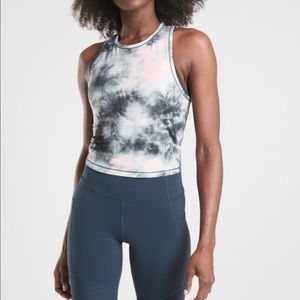 NWT Athleta Shanti Crop Top